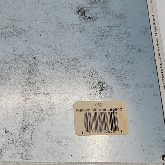 Vintage Marilyn Monroe Metal Tin Sign Hollywood Legend Wall Decoration - Picture 4 of 4